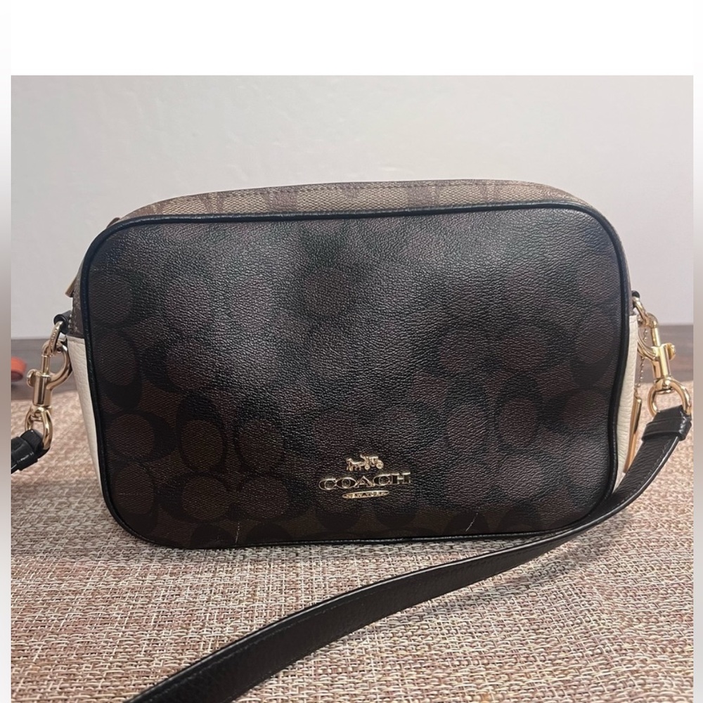 Coach Jess crossbody in color block.